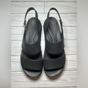 Crocs low wedge size7